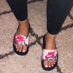 Women’s Nike Splatter Slides